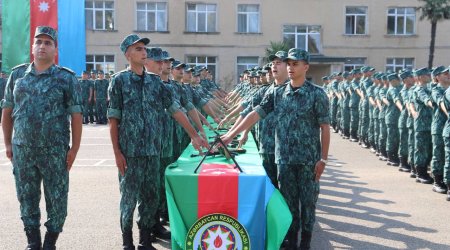 Gənc əsgərlərin andiçmə mərasimi keçirilib