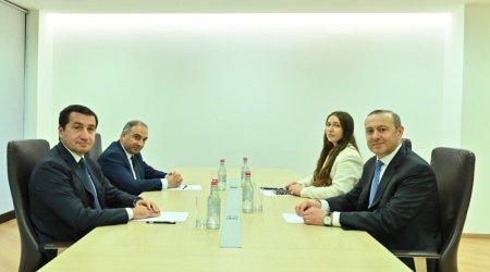 Hikmət Hacıyev ilə Armen Qriqoryan Ermənistanın Dilican şəhərində görüşüb