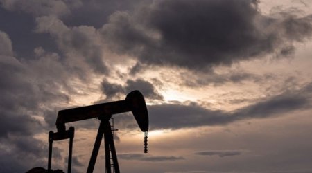Нефть упала после заявлений США и Ирана о сделке