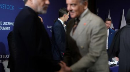 İran rəsmiləri ABŞ nümayəndə heyəti ilə birgə foto çəkdirməkdən imtina edib