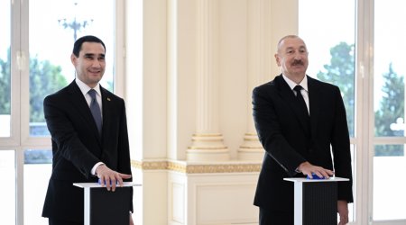 Azərbaycan bu ölkəyə tanker hədiyyə edib