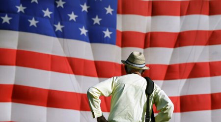 Жесткие условия мигрантам в США