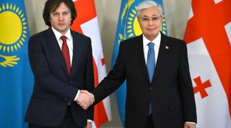 Qazaxıstan və Gürcüstan strateji tərəfdaşlıq haqqında saziş imzalayıb