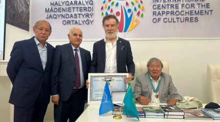 Azərbaycanlı rəssam Rəfiq Əziz dünya rekordçusu elan edilib
