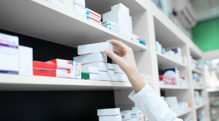 AEM: İyunda 68 aptek yoxlanılıb, 38 qutu dərman satışdan çıxarılıb