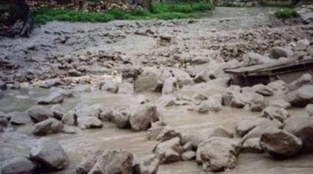 Balakəndə bir nəfəri sel apardığı ehtimal olunur