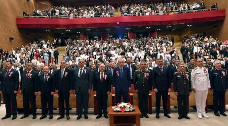 Zakir Həsənov Türkiyədə hərbi kursantların buraxılış mərasimində iştirak edib