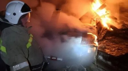 МЧС РФ: В Барнауле при пожаре погибли двое детей