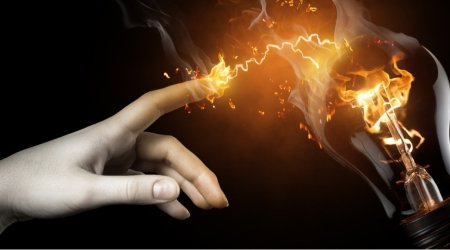 Şəmkirdə qadını elektrik cərəyanı vuraraq öldürüb