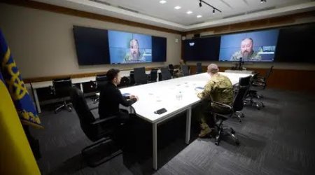Зеленский посовещался с боевыми командирами