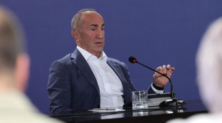 Роберт Кочарян отказался от депутатства