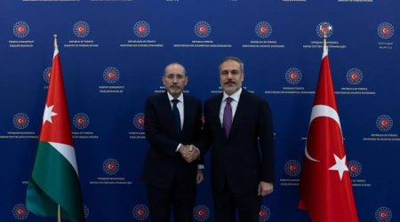 Hakan Fidan iordaniyalı həmkarı ilə regional təhlükəsizliyi müzakirə edib