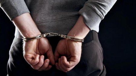 В Баку задержан мужчина по подозрению в шантаже и вымогательстве