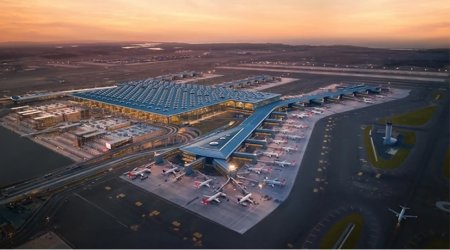 Из-за сильного шторма в Стамбуле нарушена работа аэропортов