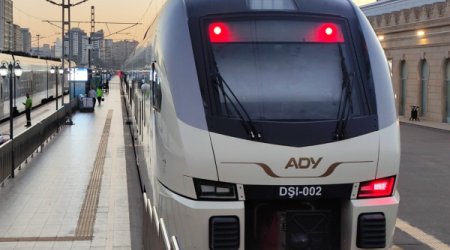 Bakı&ndash;Tbilisi qatarı Gürcüstandakı elektrik problemi səbəbindən gecikib
