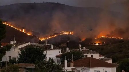 Fransada meşə yanğınları: daha 55 min nəfər təxliyə edilib