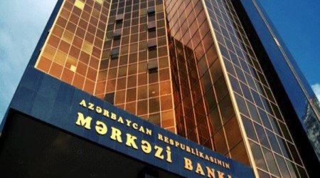 Azerbaijan banks&rsquo; loan portfolio rises to 31.8 bln manats