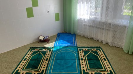 В каждую школу по комнате для намаза