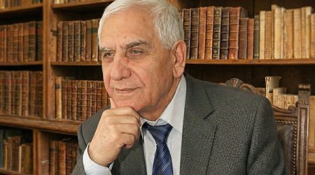 

Скончался народный поэт Нариман Гасанзаде
