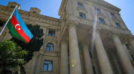 XİN Yamaykanı Müstəqillik Günü münasibətilə təbrik edib