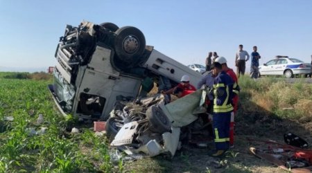 İranda ağır yol qəzasında 6 nəfər ölüb