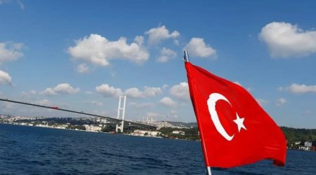 Bloomberg: Türkiyə Qara dənizə kommersiya gəmilərinin keçidini məhdudlaşdırır