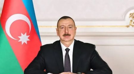 Prezident sinqapurlu həmkarını təbrik etdi