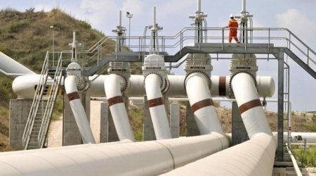 Brent and WTI crude prices edge higher in global trading