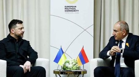 Paşinyan və Zelenski ikitərəfli əməkdaşlığı müzakirə ediblər