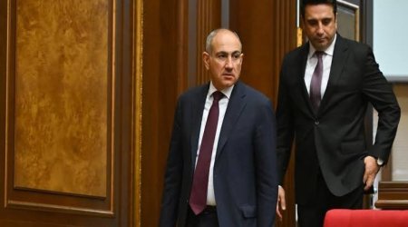 
Paşinyan Alen Simonyanı Təhlükəsizlik Şurasının katibi təyin edib