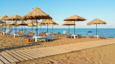 Морская вода на пляжах Абшерона завтра прогреется до 26 градусов