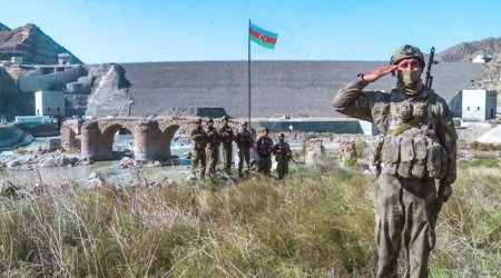 Azərbaycan sərhədçiləri peşə bayramını qeyd edir