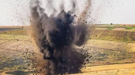 Xocavənddə traktor minaya düşüb, sürücü xəsarət alıb