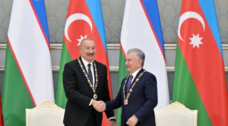 Daşkənddə Azərbaycan və Özbəkistan prezidentlərinin təltifolunma mərasimi keçirilib