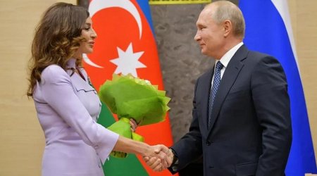 Putin Mehriban Əliyevanı təbrik edib