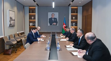 Ceyhun Bayramov Avstriyanın yeni səfiri ilə görüşüb