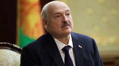 Лукашенко вылетел в Россию