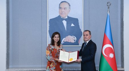 Ceyhun Bayramov Malayziyanın yeni səfirini qəbul edib
