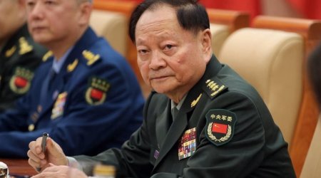Ближайшего военного соратника Си сняли с должности