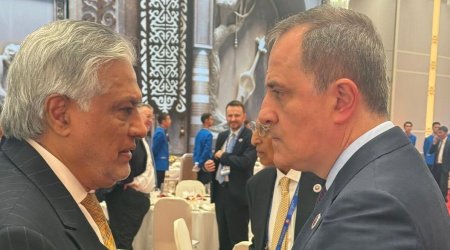 Ceyhun Bayramov və İshaq Dar Bişkekdə görüşdü