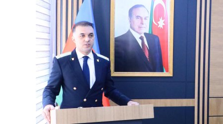 Суд отклонил иск осужденного к прокурору с требованием 13 млн манатов