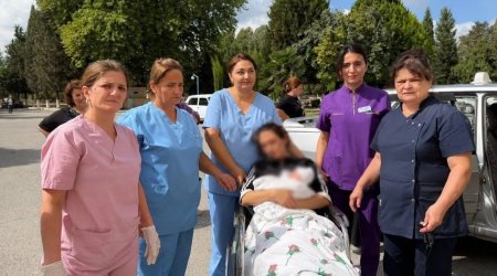 
Bərdədə xəstəxananın həyətində doğuş olub