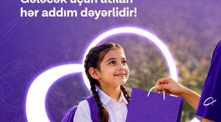 Azercell Könüllüləri yeni tədris ili ərəfəsində məktəblilərə dəstək oldu
