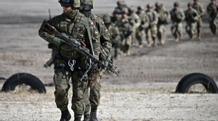 Польша перебросила армию к границе с Украиной