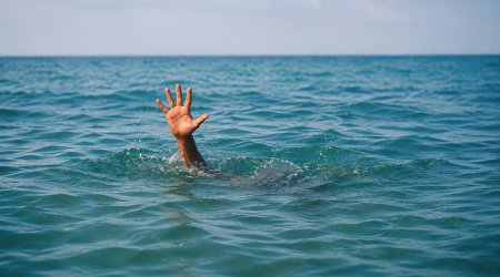 Два человека утонули в море на неохраняемом участке в Баку