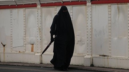 Italy prepares ban on face veils in schools