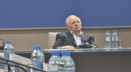 Həsənov: Dünyanı tariximizə inandıra bilmirik, çünki özümüz ona şübhə ilə yanaşırıq