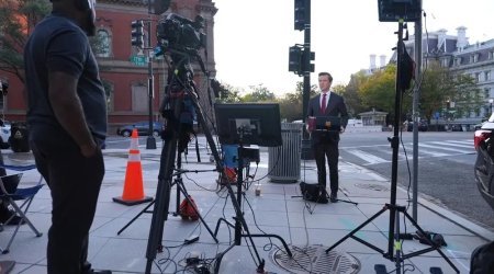 CNN, MS NOW və Politico Tramp administrasiyasını məhkəməyə verib
