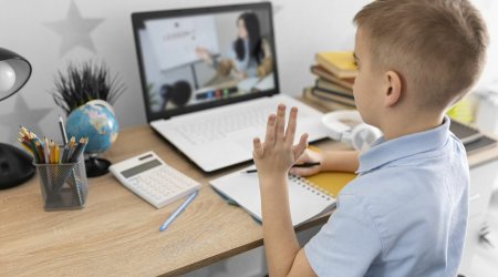 Five Baku schools shift to remote learning for Azerbaijan Grand Prix
