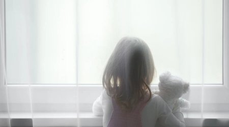 3 yaşlı qız üçün 15,3 min manat: Pakistanda ata onu 60 yaşlı kişiyə ərə vermək istəyib